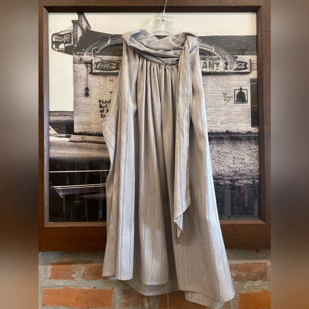 NWT Kiton top